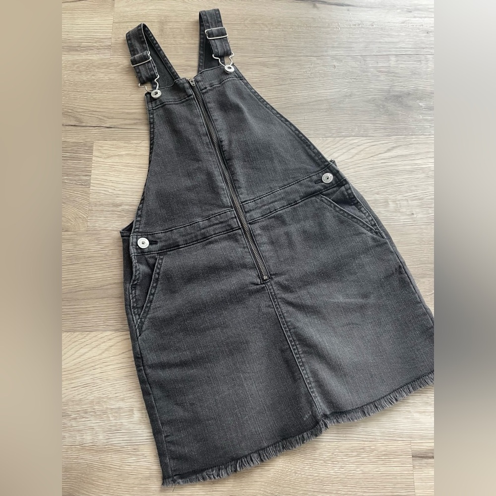 OshKosh | Denim Jumper | Overall Skirt | Skirtall | Faded Black Wash | Girls 8 - Picture 3 of 11